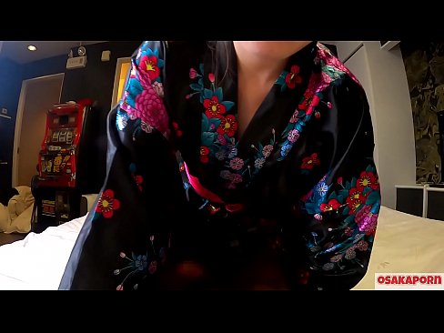 ❤️ Vajza e re cosplay pëlqen seksin deri në orgazmë me një shiringë në një kalorës dhe një blowjob. Vajzë aziatike me pidhi leshtore dhe cica të bukura me kostum tradicional japonez në video amatore që tregon masturbim me lodra qij. Sakura 3 OSAKAPORN. Porno e vështirë tek ne ❌️❤